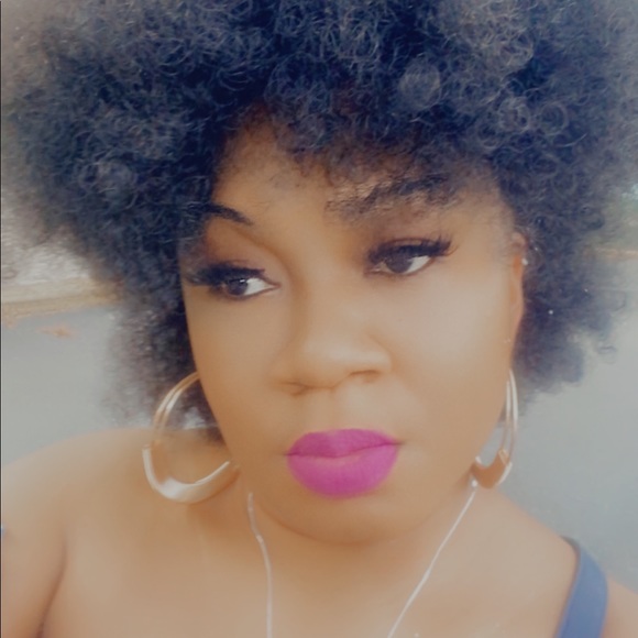 Meet your Posher, Josephine - Picture 1 of 1